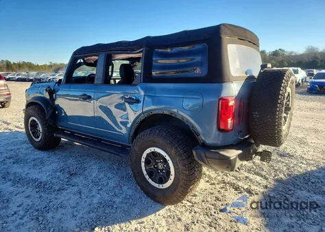 2021 Ford Bronco Base z USA, uszkodzony, nr VIN 1FMEE5DP2MLA72152